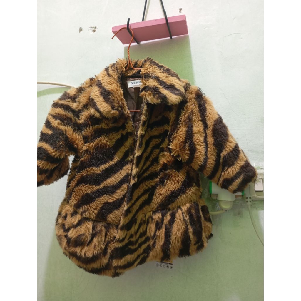 jaket outer anak bulu tebal macan