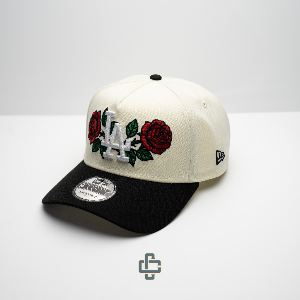 TOPI NEW ERA ORIGINAL 940 A FRAME LOS ANGELES DODGERS ROSES LOGO BEIGE BLACK