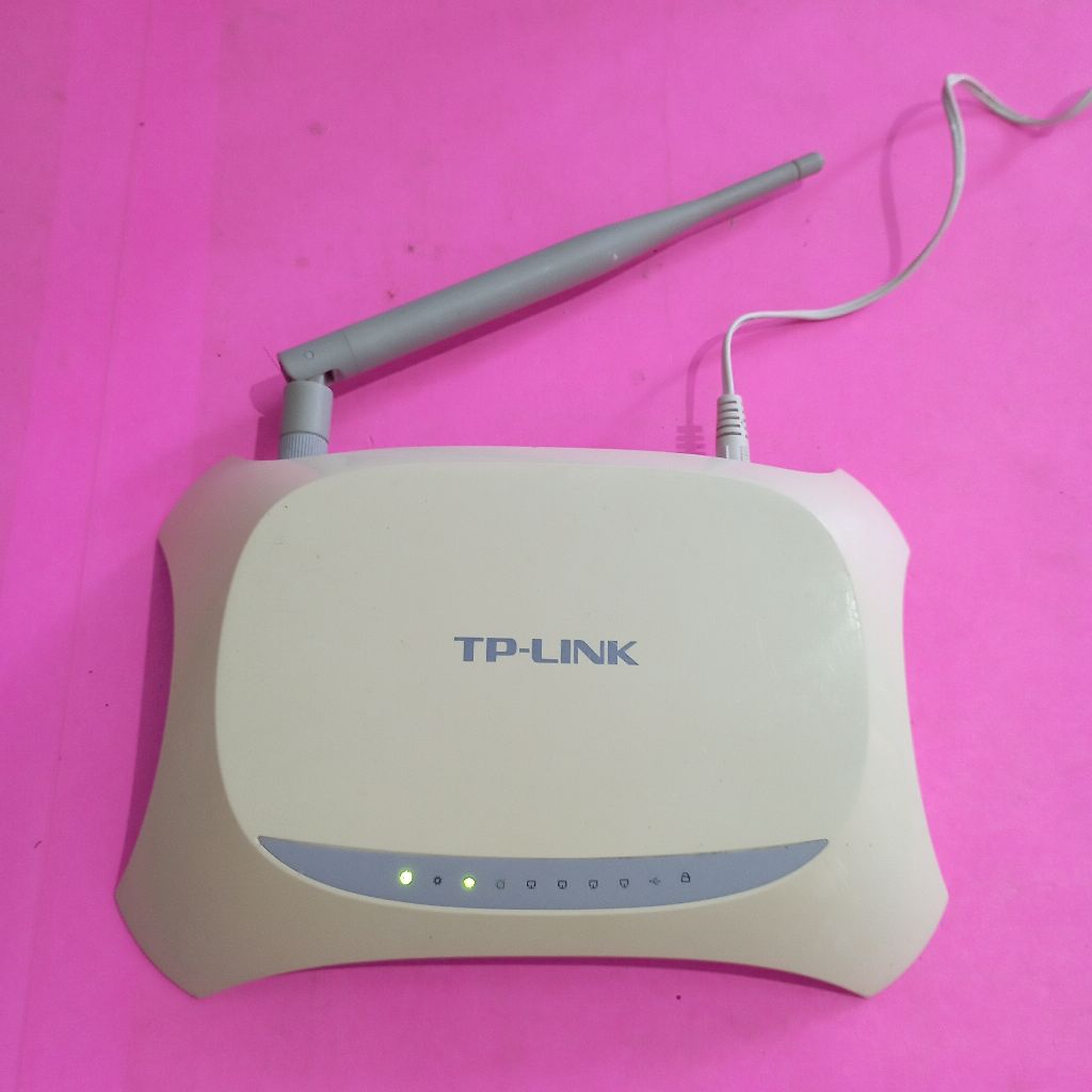 TP-LINK TL-MR3220 ROUTER WIRELESS