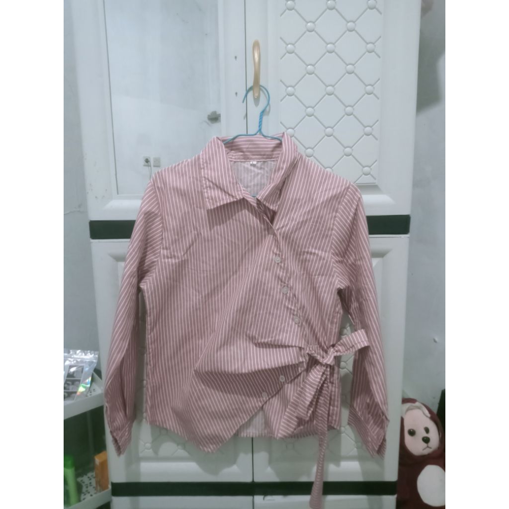 Kemeja Salur Pink