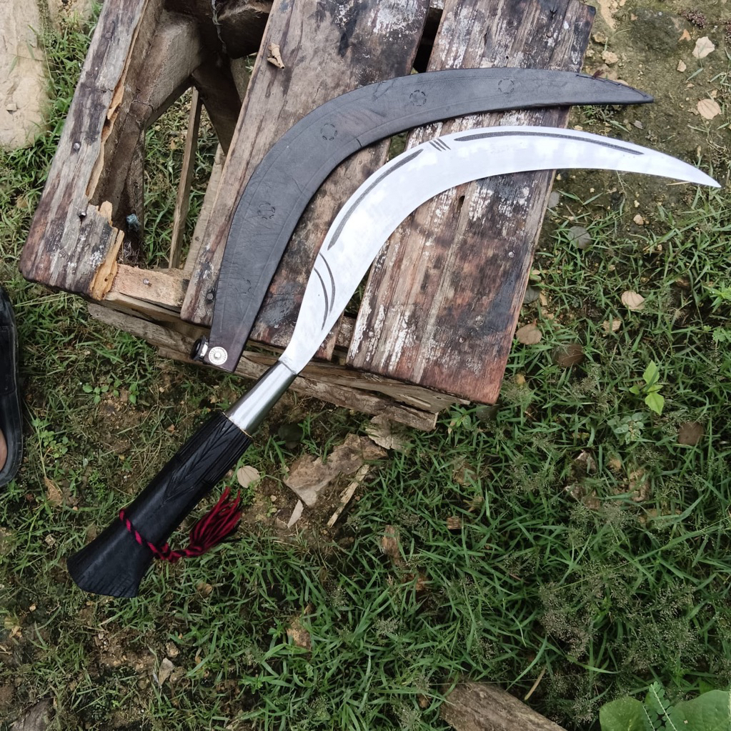 sabit arit rumput ukuran 50 lengkap sarung