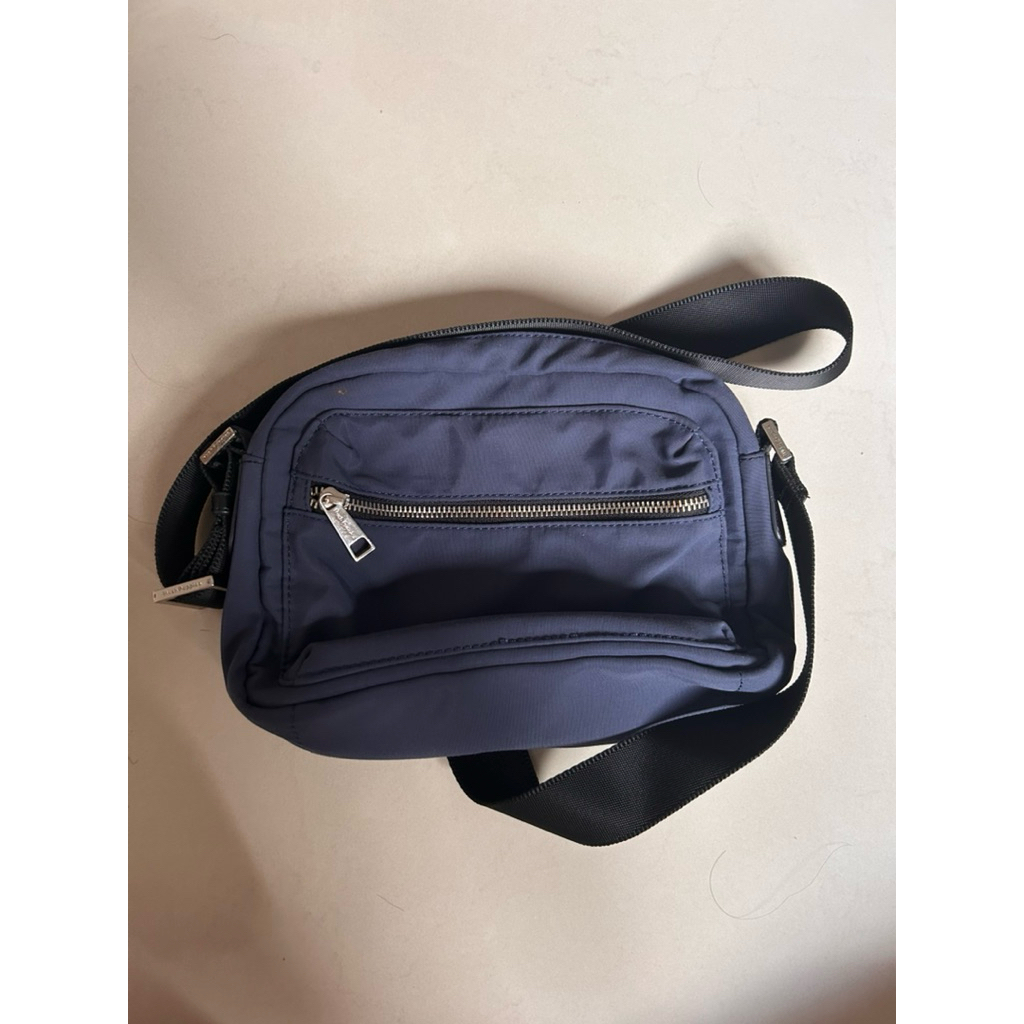 PRELOVED Tas ORI Hush Puppies Selempang Bahu Shoulder Bag Wanita Woman Pouch Clutch