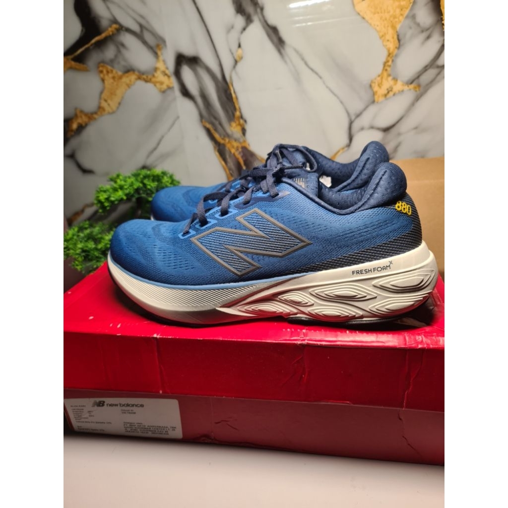 SEPATU ORIGINAL PT.MAP 2X pakai NB NEW BALANCE FRESH X FOAM 880 V15 preloved second bekas LIKE NEW