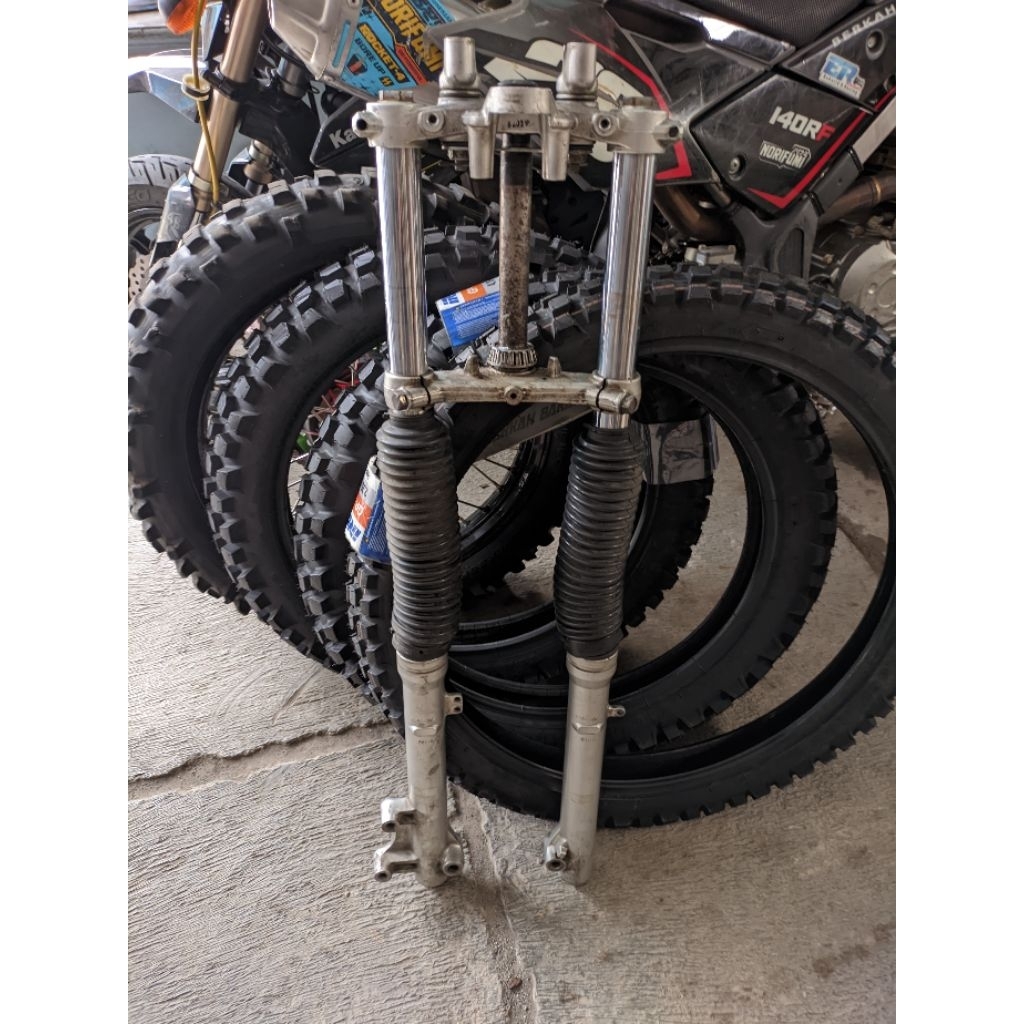 PROMO SOK SHOCK DEPAN TELE KLX G SIM 4 ORIGINAL COPOTAN MULUS AS AMAN GA ADA CACAT.