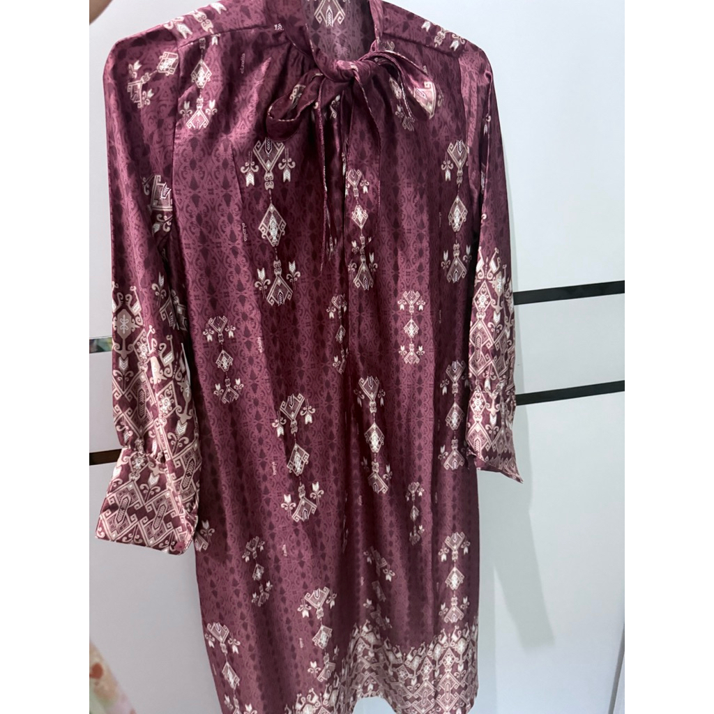 eLzatta Nanjana Tunik Maroon Preloved