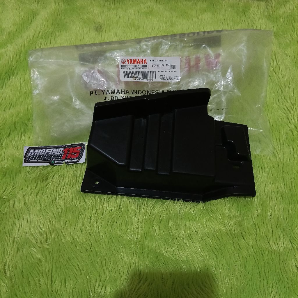 Cover tutup aki fino fi 125 BJ8 & fino grande 125 BT8 original YAMAHA