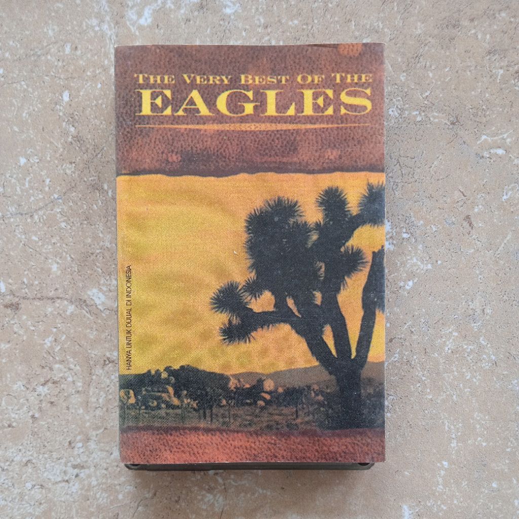 Kaset Pita Eagles "The Very Best Of"