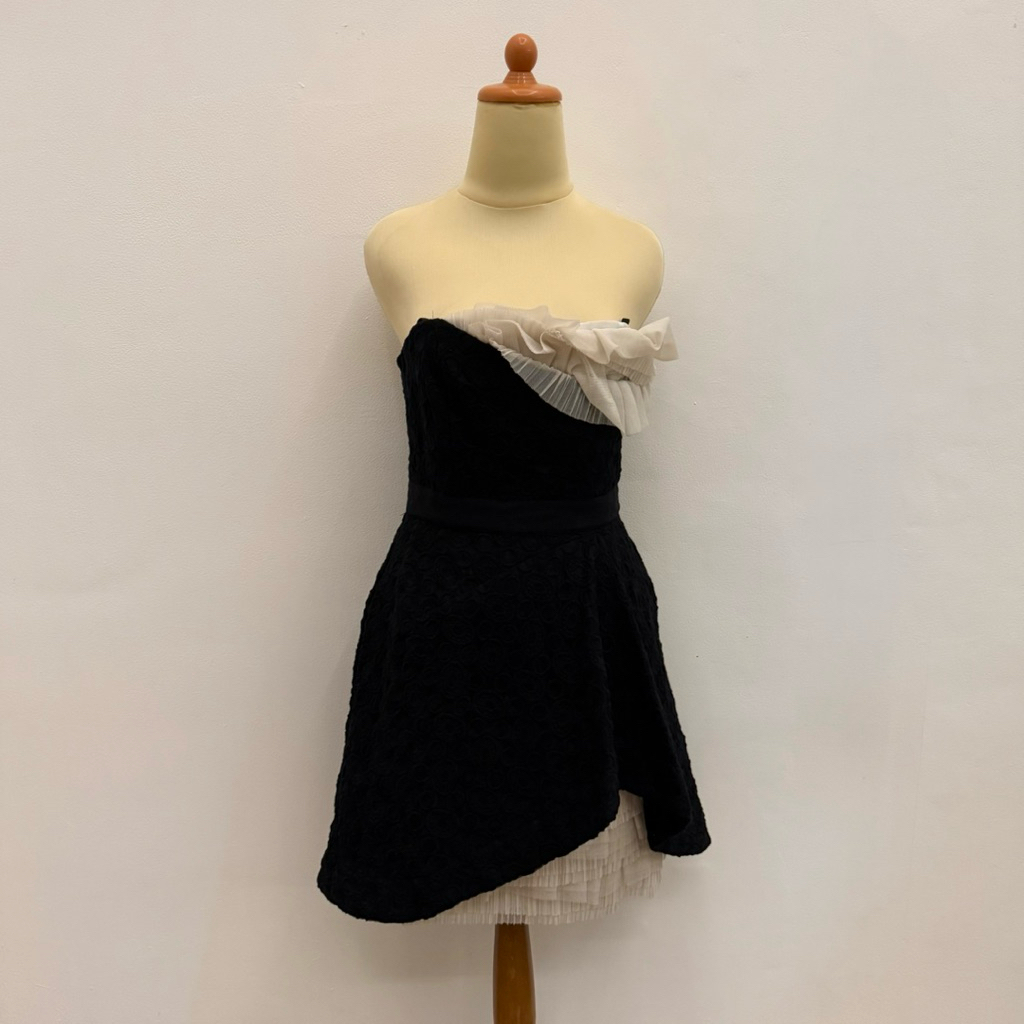 PRELOVED BCBG Maxazria Bustier Black Mini Dress Branded Fashion Wanita