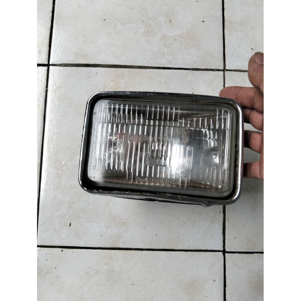 lampu Depan Suzuki TS 125 original copotan. head lamp depan Suzuki TS 125 ori second