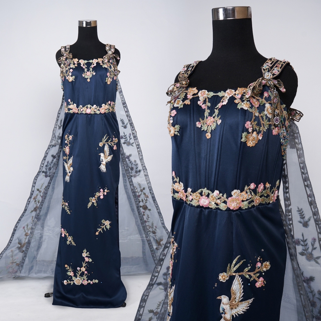 [FOR RENT] Gaun CheongSam Modern Biru Navy Full Payet / Navy Sangjit Dress