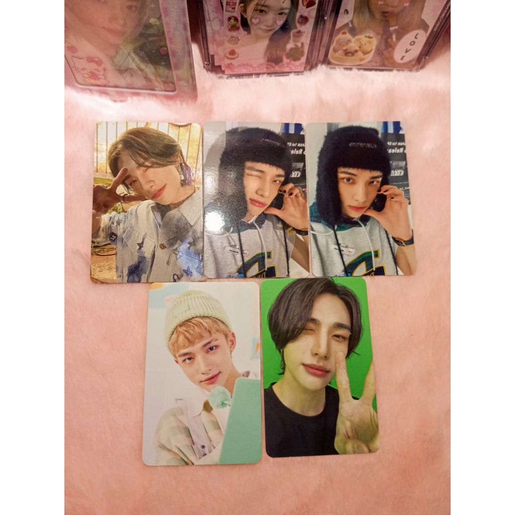 FREE 2 PHOTOCARD OFFICIAL | PHOTOCARD OFFICIAL HWANG HYUNJIN STRAYKIDS OFFICIAL