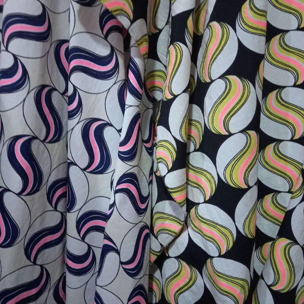 1/2 meter Kain Ceruti (2 Warna) | Bahan Ceruti | Kain Meteran | Ceruti Motif | Bahan Import