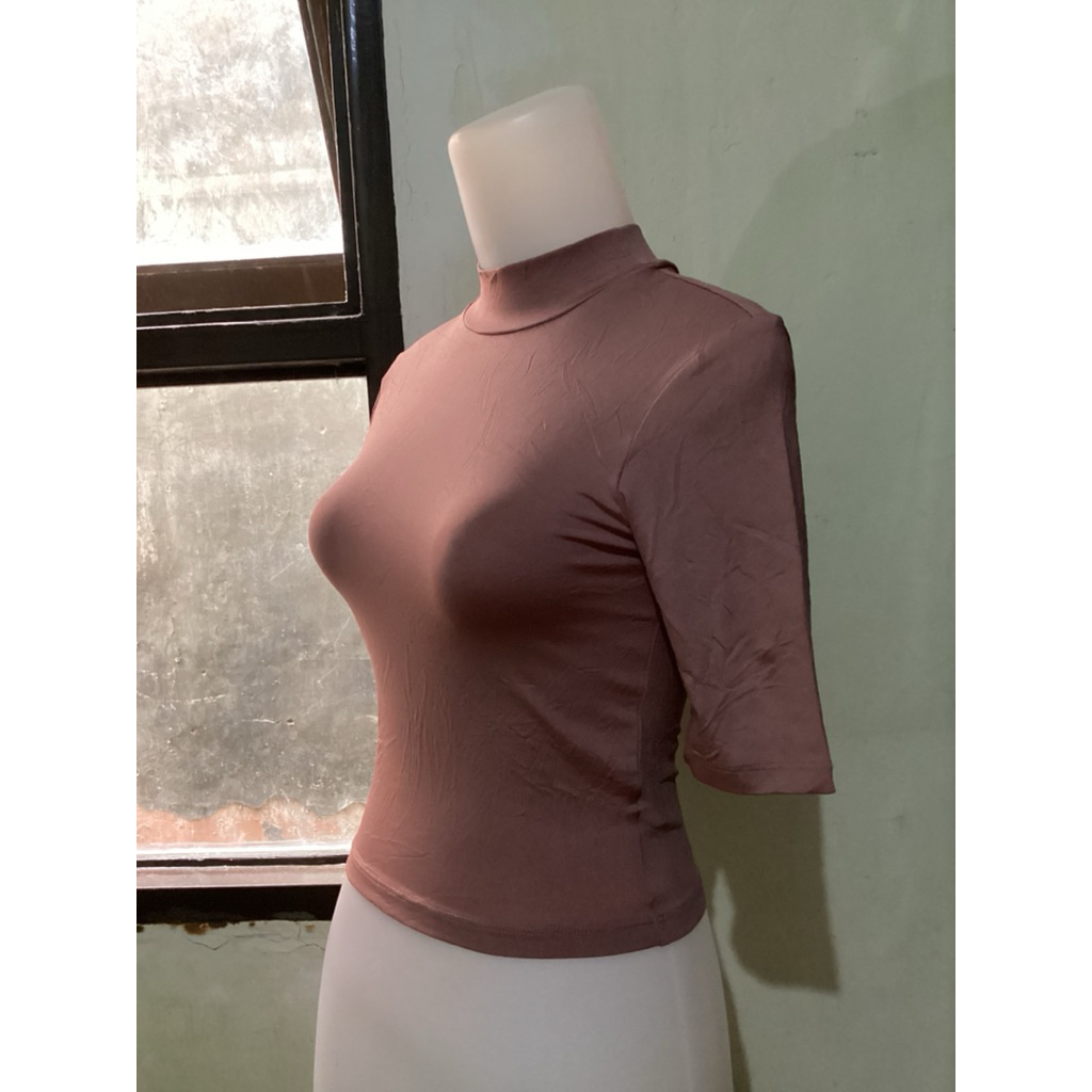 crop olahraga wanita STL S