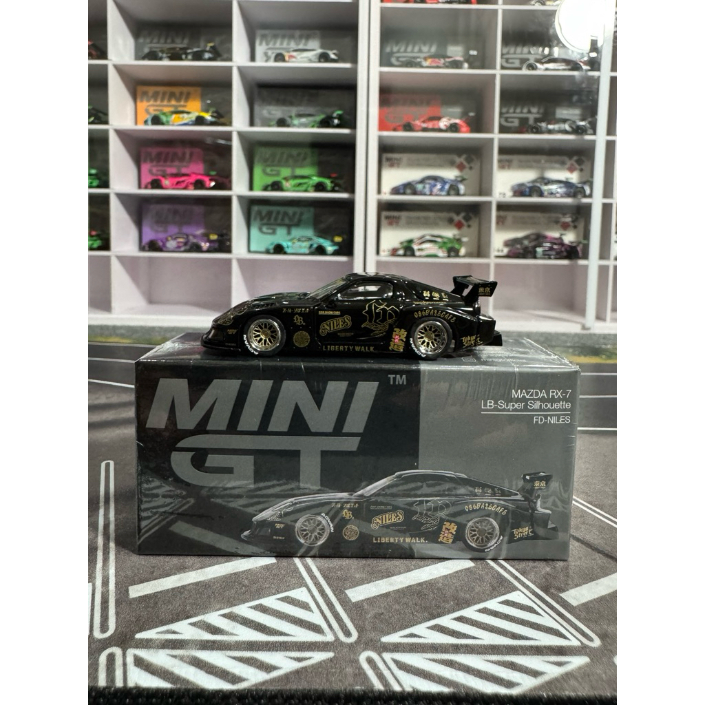 Mini GT RX-7 LBWK FD-NILES