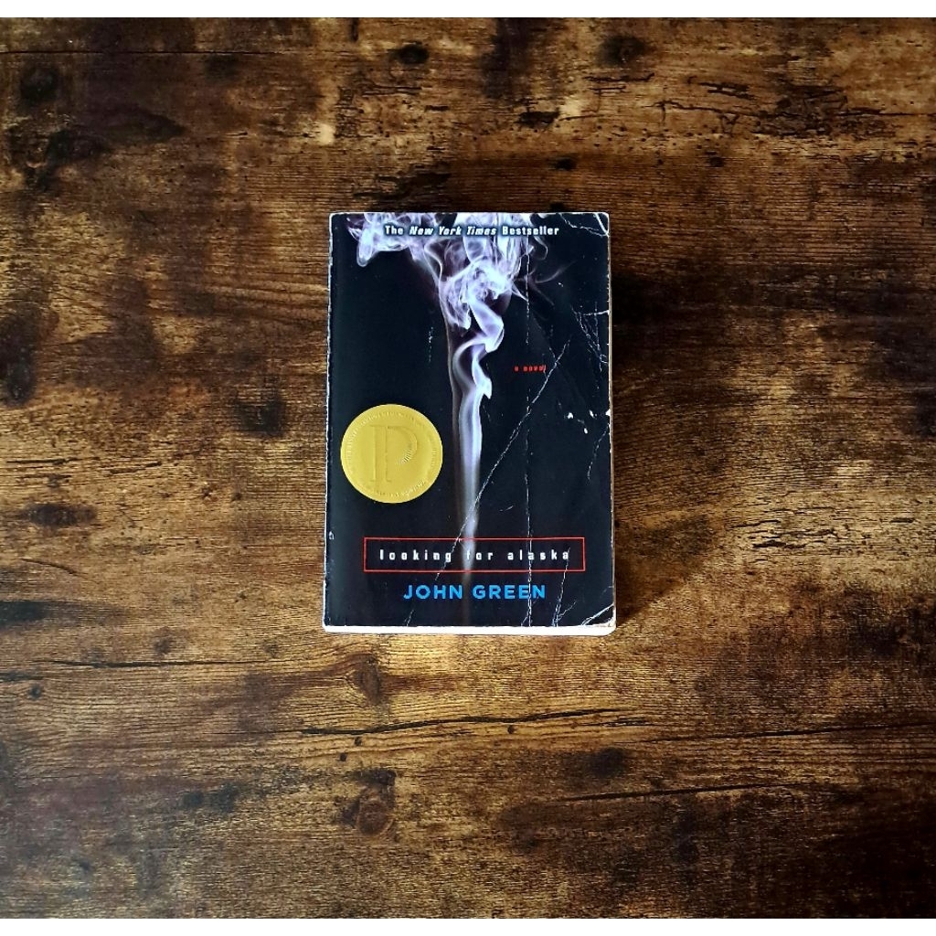 LOOKING FOR ALASKA - JOHN GREEN