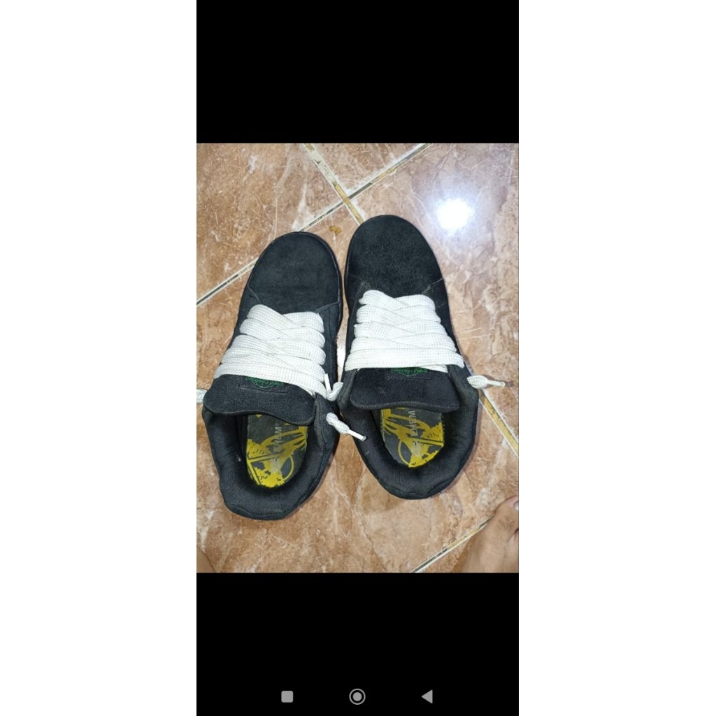 sepatu skena second ehem