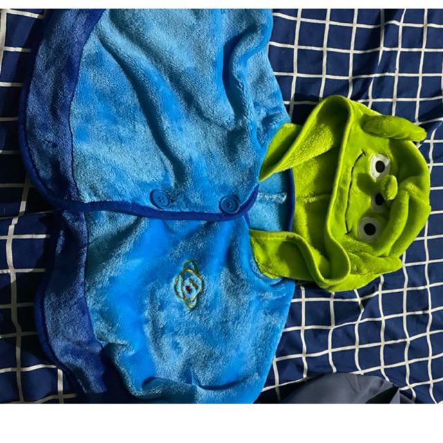 Baca diskripsi bawah Preloved(Bukan baru) BabyCape karakter alien Like New