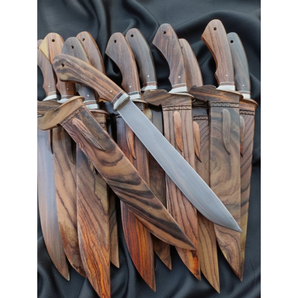 pisau dapur golsem baja per sonokeling