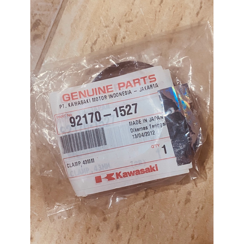 NOS - Clamp Manifold Ninja RR Old Zx