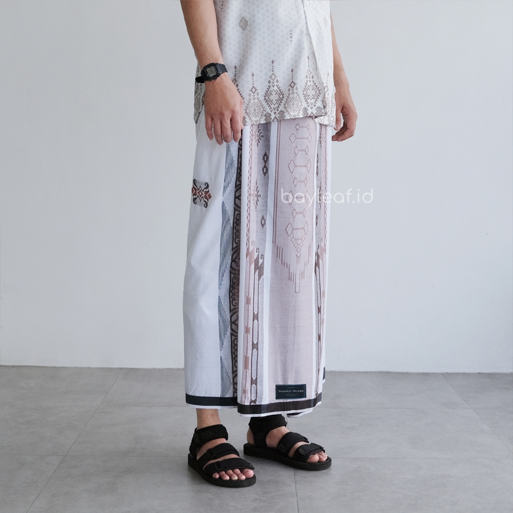Bayleaf.id X Milzam Sarung Tenun Gapuro Series