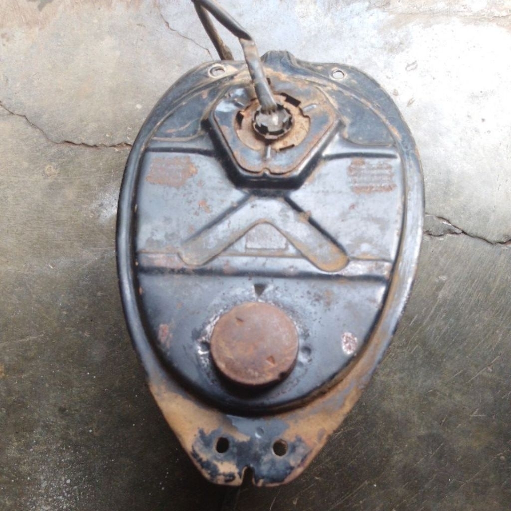 Tangki bensin Honda Astrea grand bekas copotan