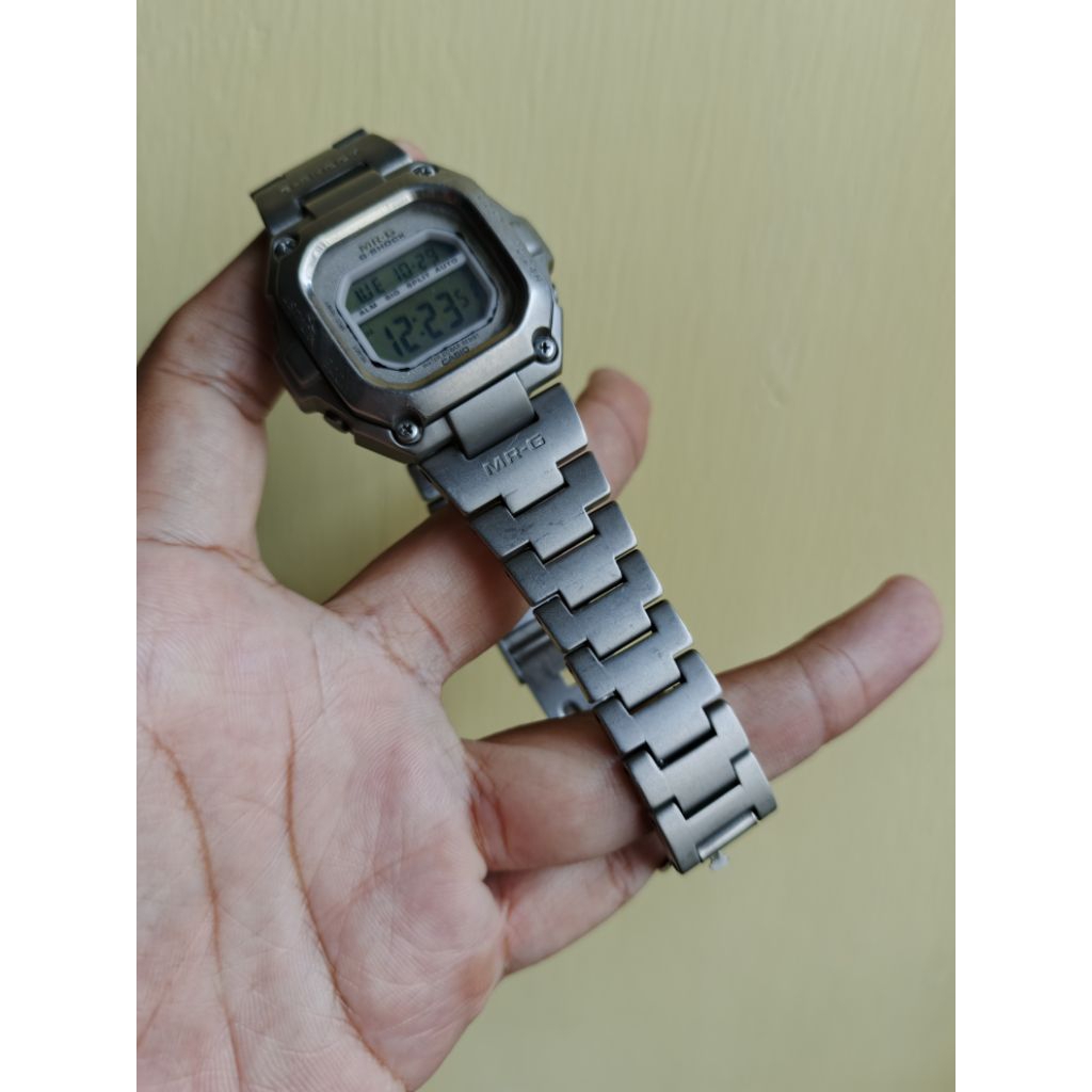 Jam Tangan G shock Mr G 101 Titanium Second