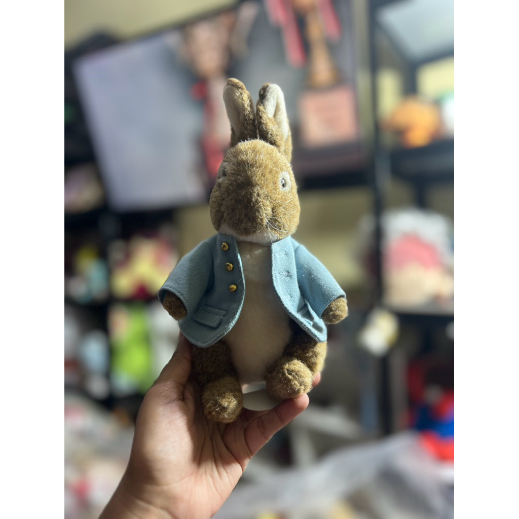 boneka peter rabbit