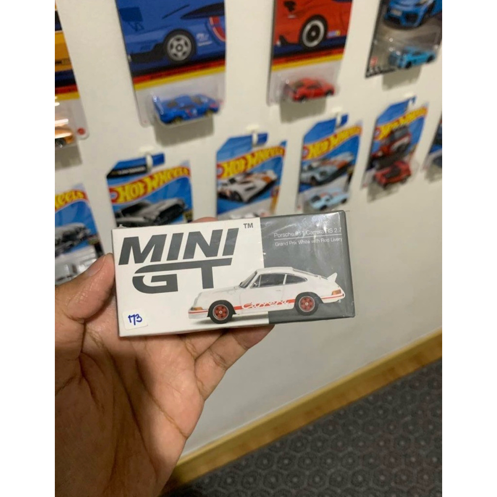 MiniGT Porsche 911 Carrera Unsealed