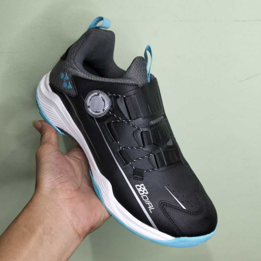 Sepatu Yonex 88 Dial Boa Assit Shape, Power Cushion Black Blue.