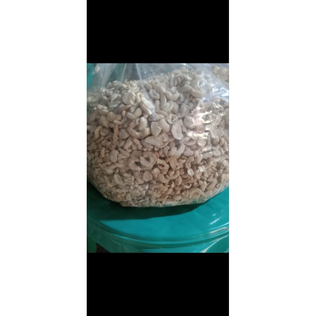 kacang Mede patahan Mete mentah wonogiri mete patahan