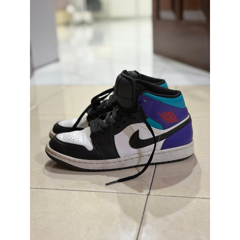 [PRELOVED] Air Jordan 1 Mid "Aqua" sneakers in the White/Court Purple-Tropical Twist-Black colorway