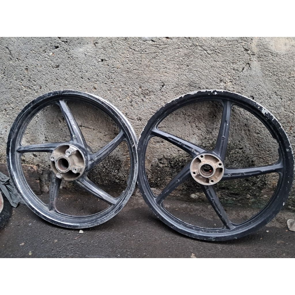 Velg supra x 125 honda bisa cs1 cs one cs 1 dobel disc piringan depan belakang pelek racing palang o