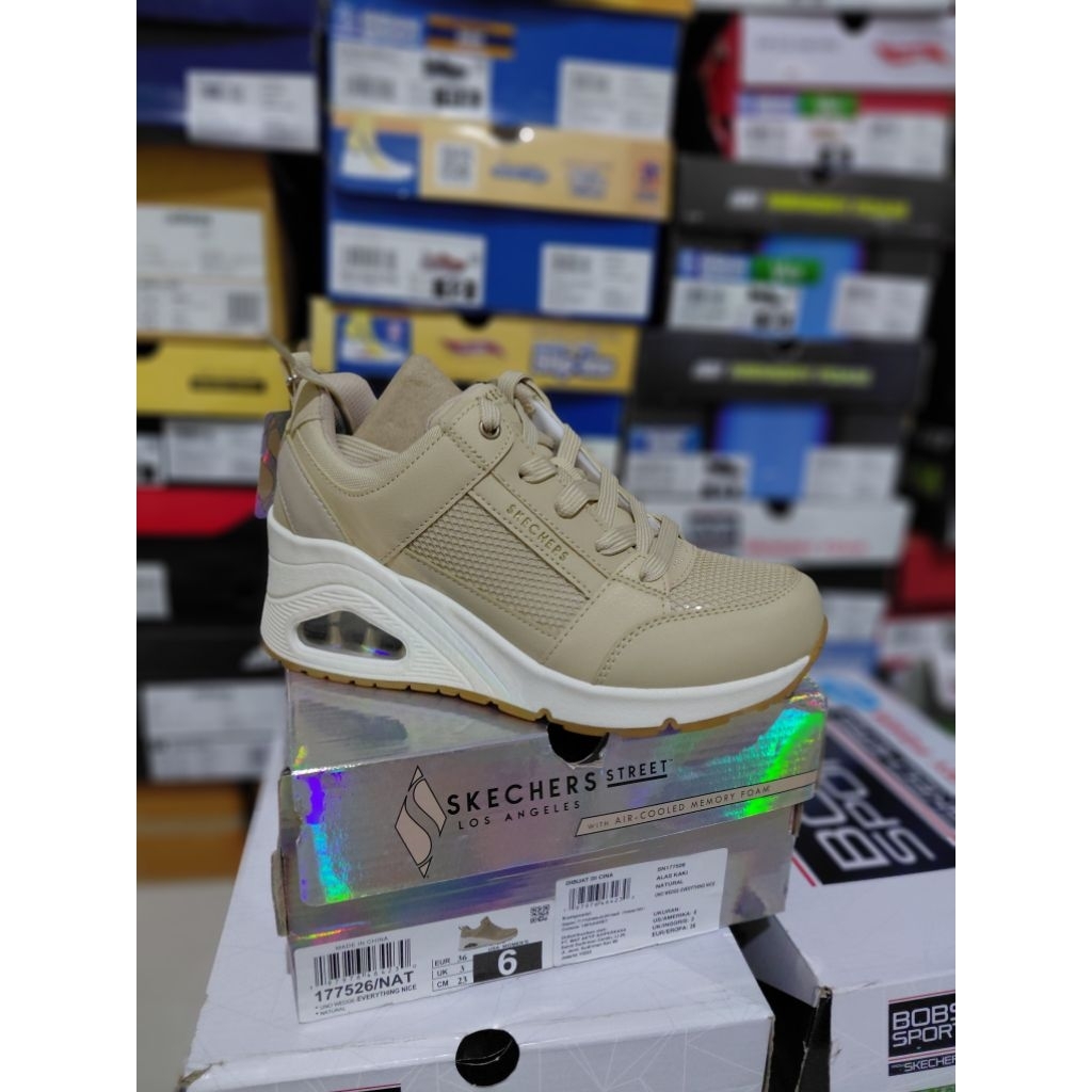 SKECHERS WEDGES UNO WOMAN