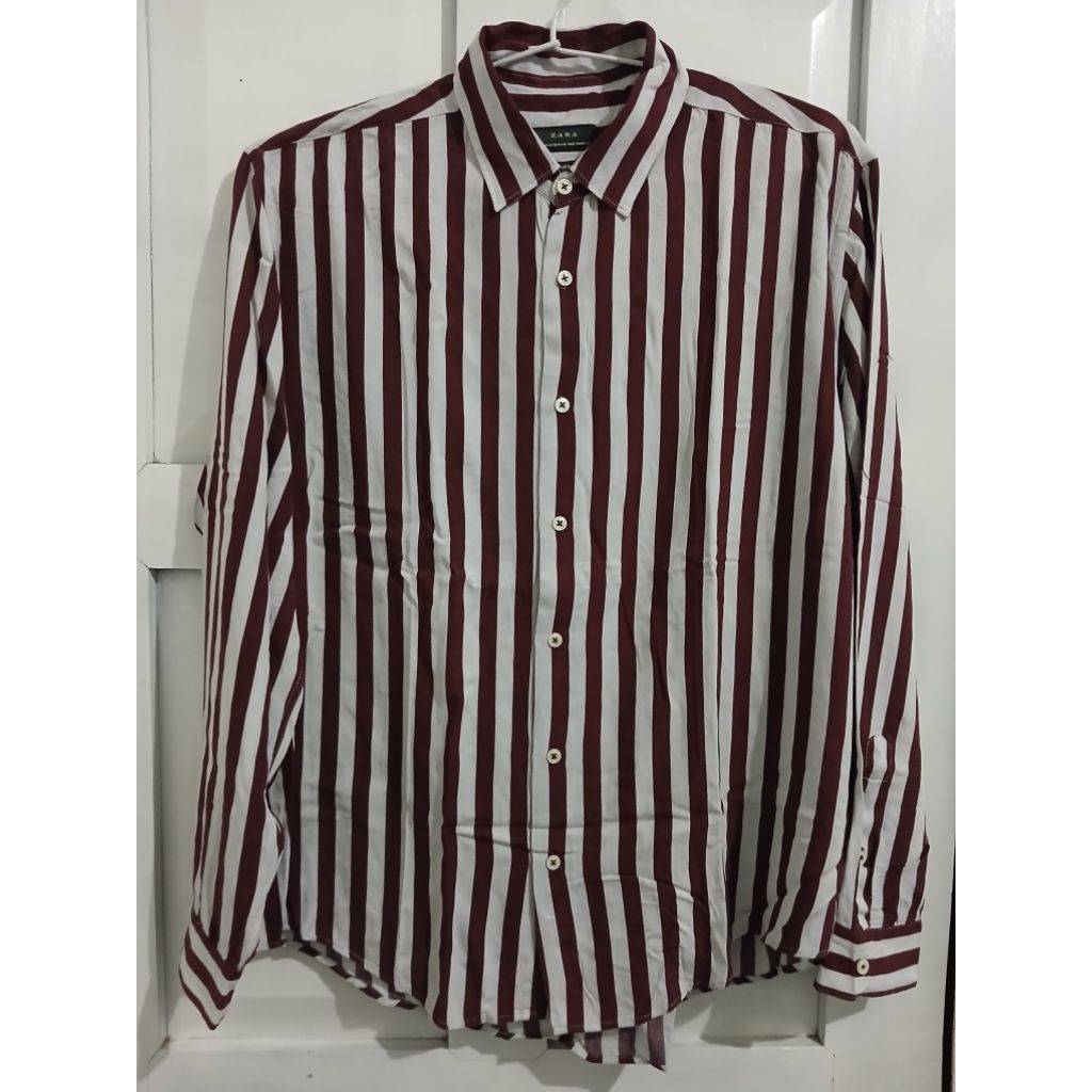 BAJU KEMEJA WANITA ZARA SIZE M PRELOVED