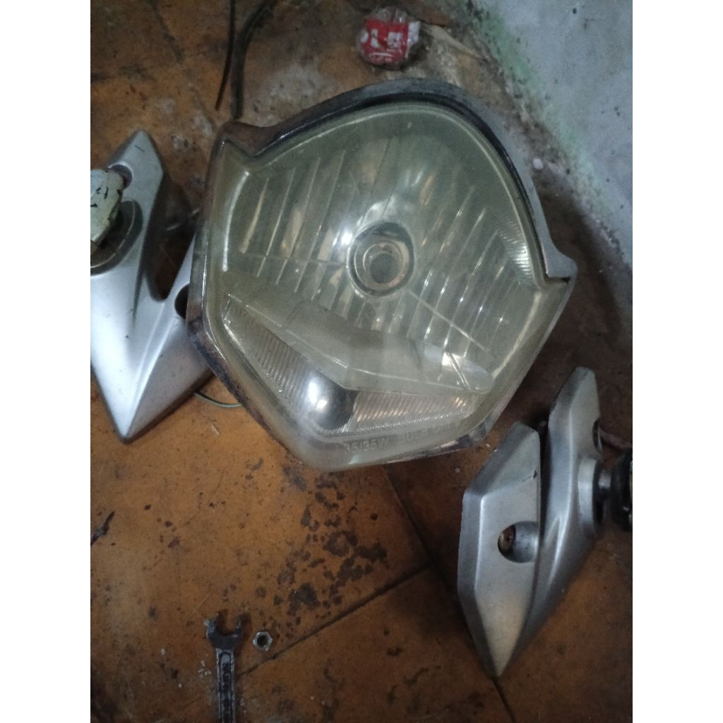 HEADLAMP SET COPOTAN VIXION OLD