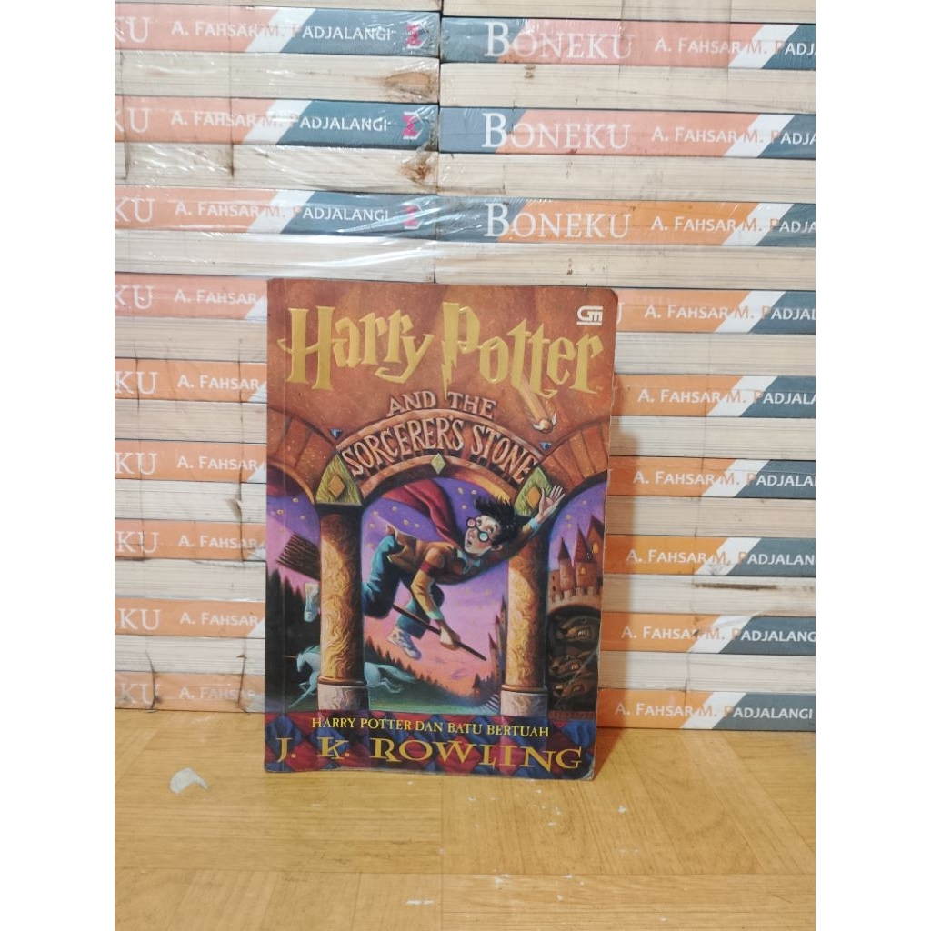 BUKU ORIGINAL - HARRY POTTER 1