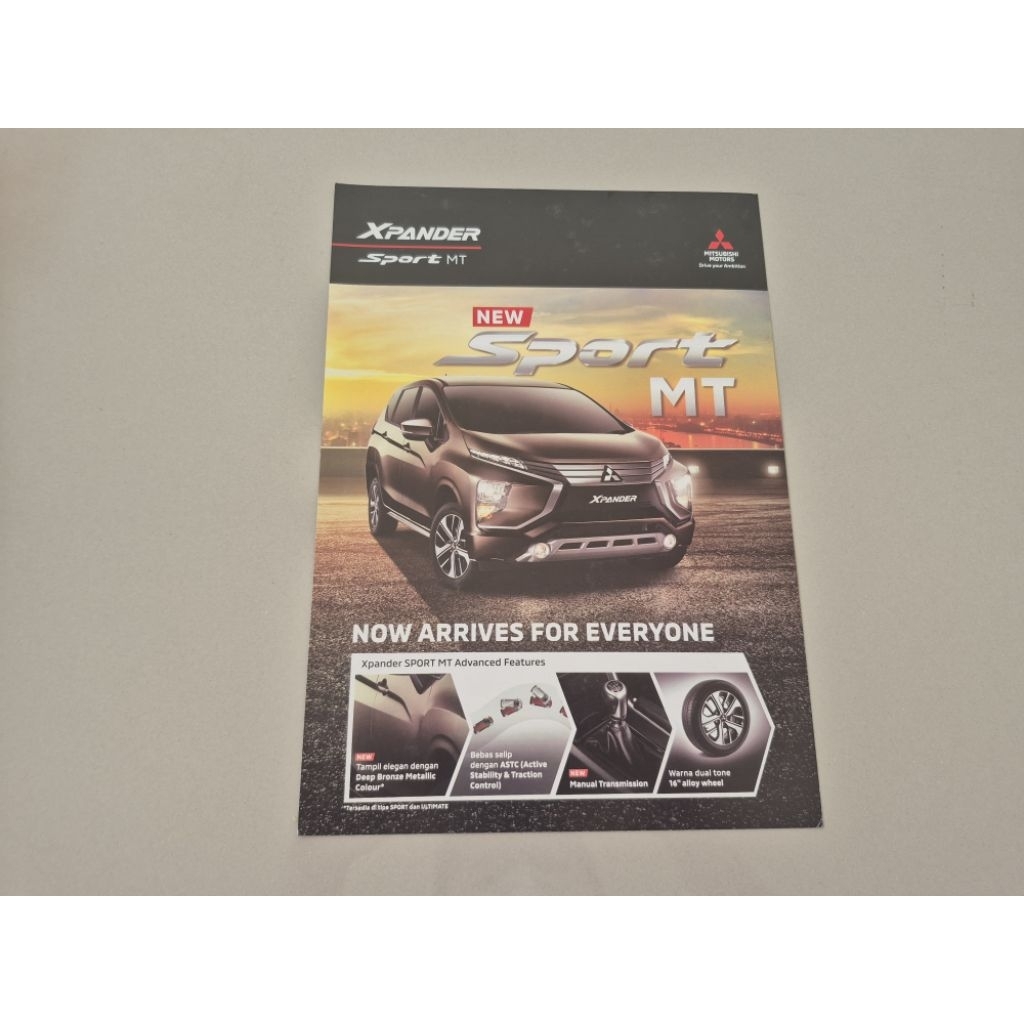 brosur katalog mobil mitsubishi xpander sport 2019 flyer