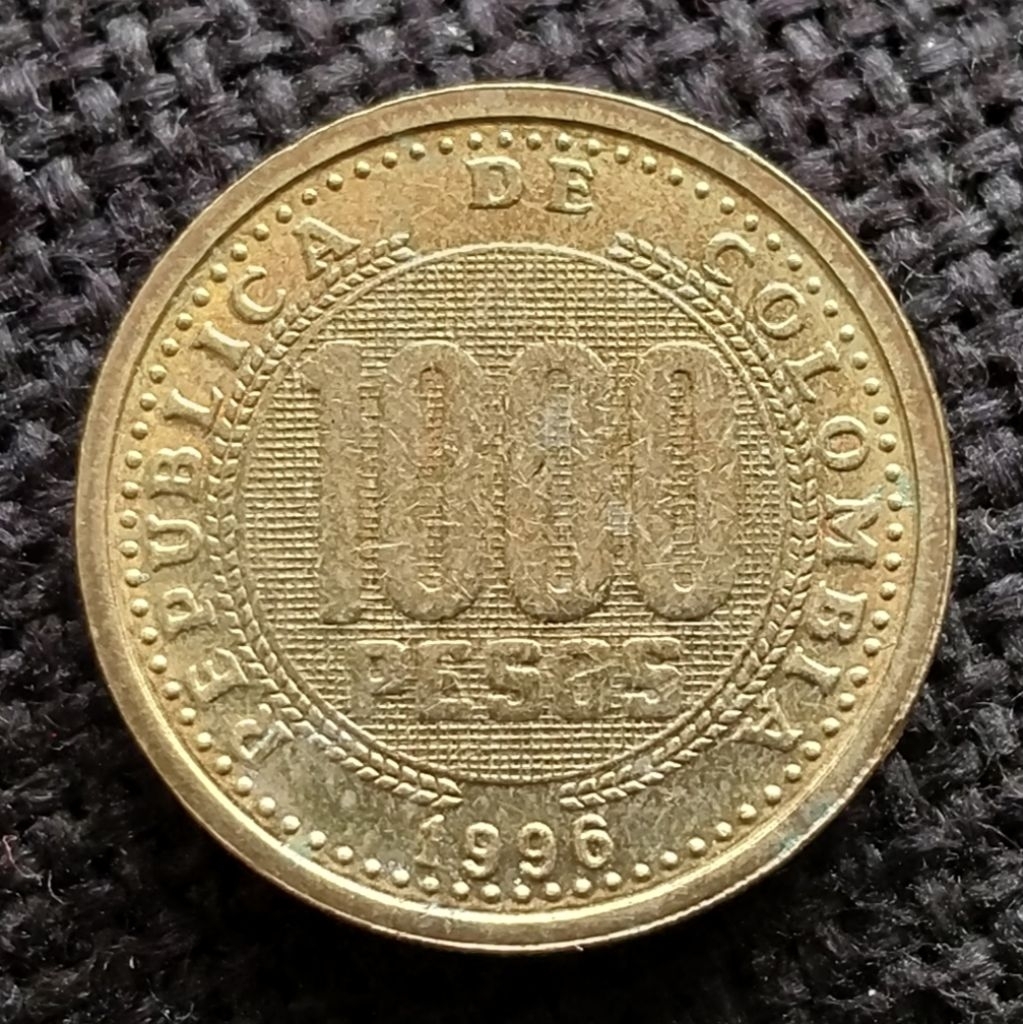 Koin Kuno Colombia 1000 Peso tahun 1996 Filigran Ornament