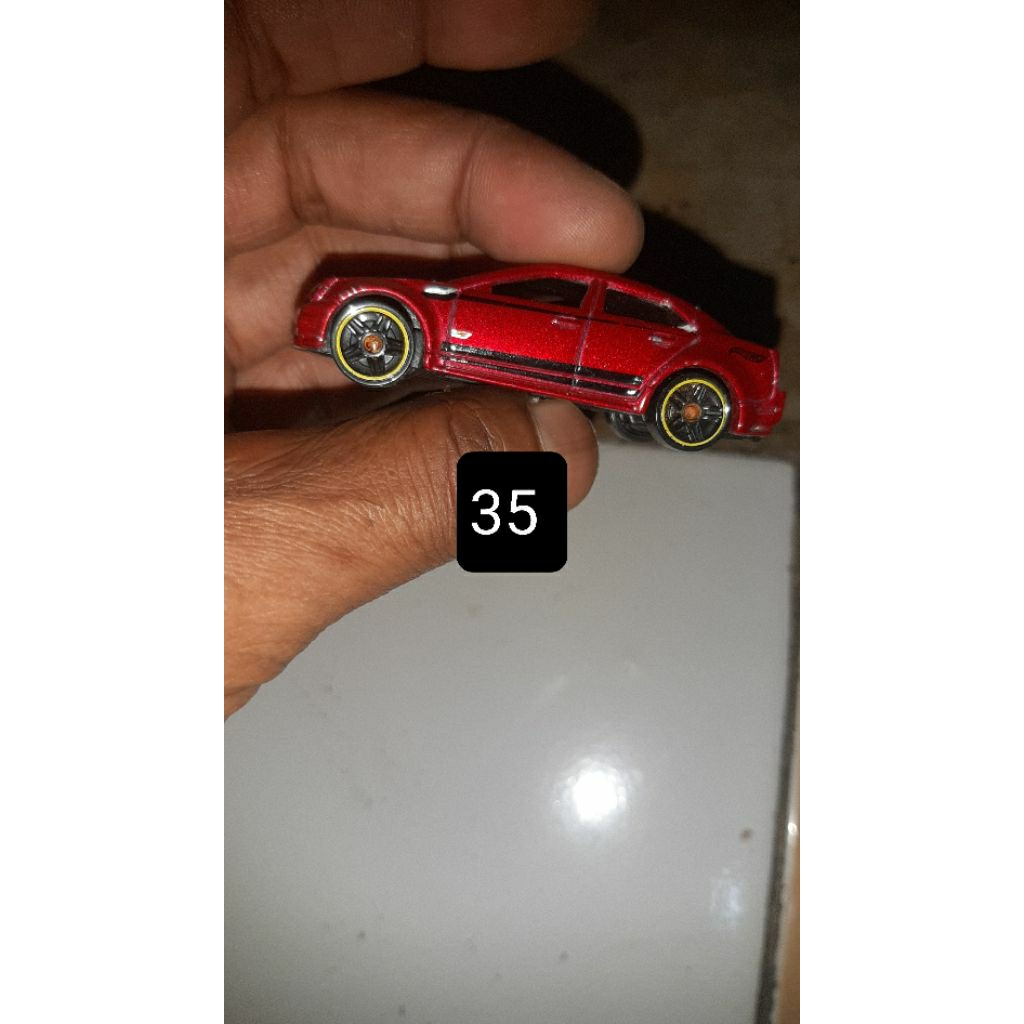 hotwhells 09 cadillac cts-v red bekas
