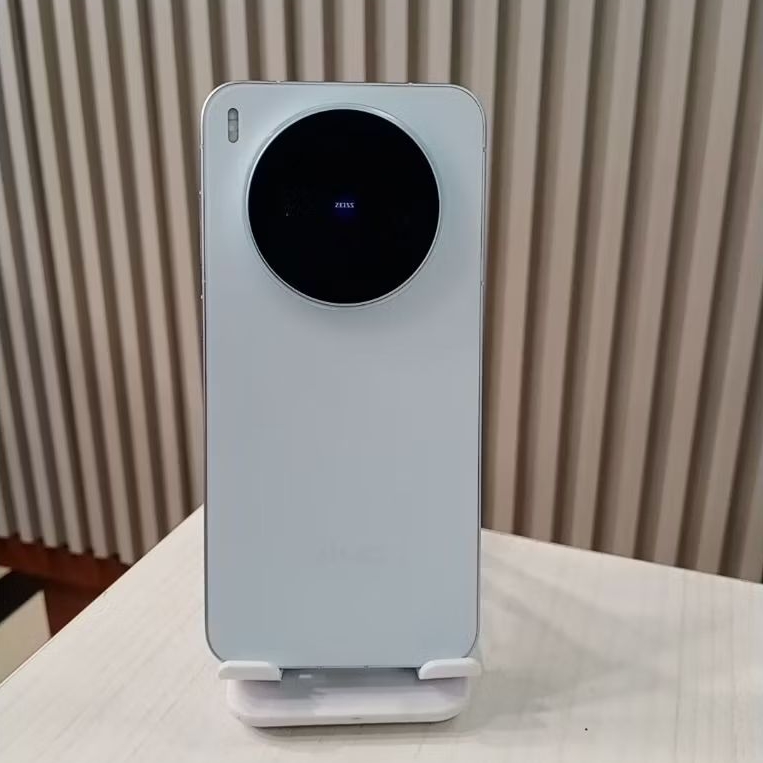 Vivo X300 12/256GB Second Resmi