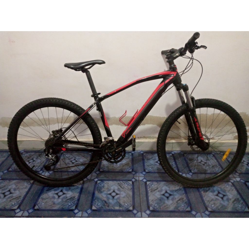 MTB Thrill Vanquish 1.0 Sepeda Gunung XC 27,5 Alloy Hidrolik