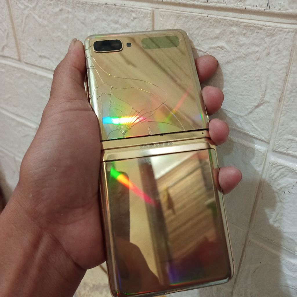 samsung z flip 1 minus lcd