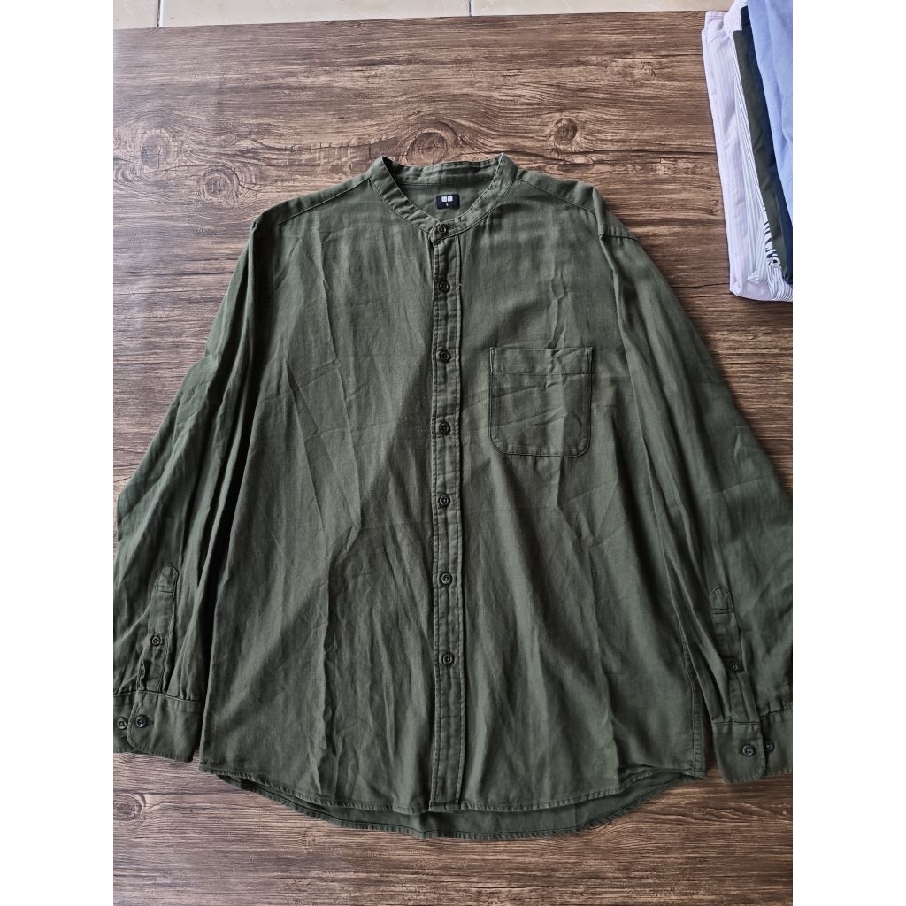 kemeja Shanghai uniqlo