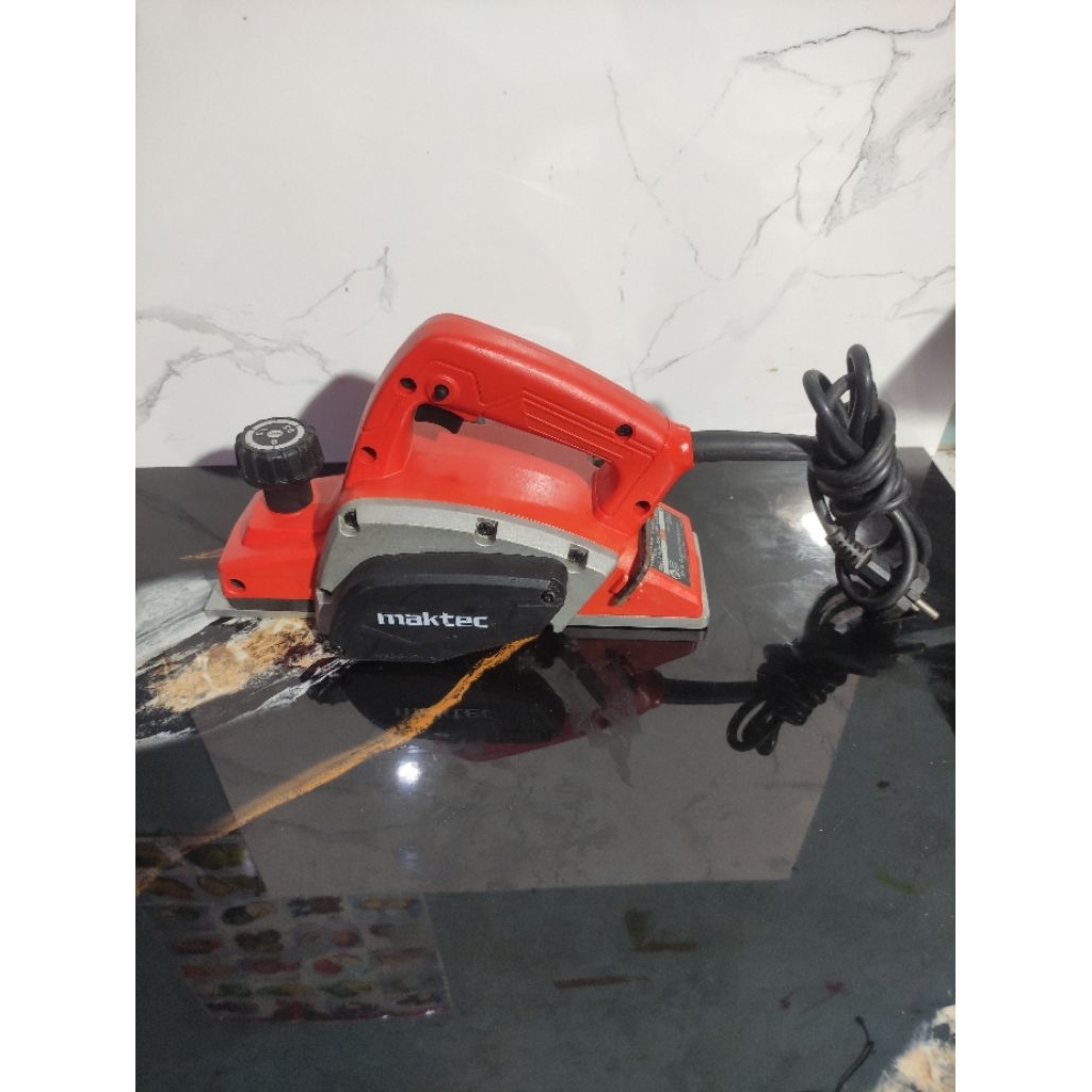 MESIN SERUT KAYU MAKTEC MT192