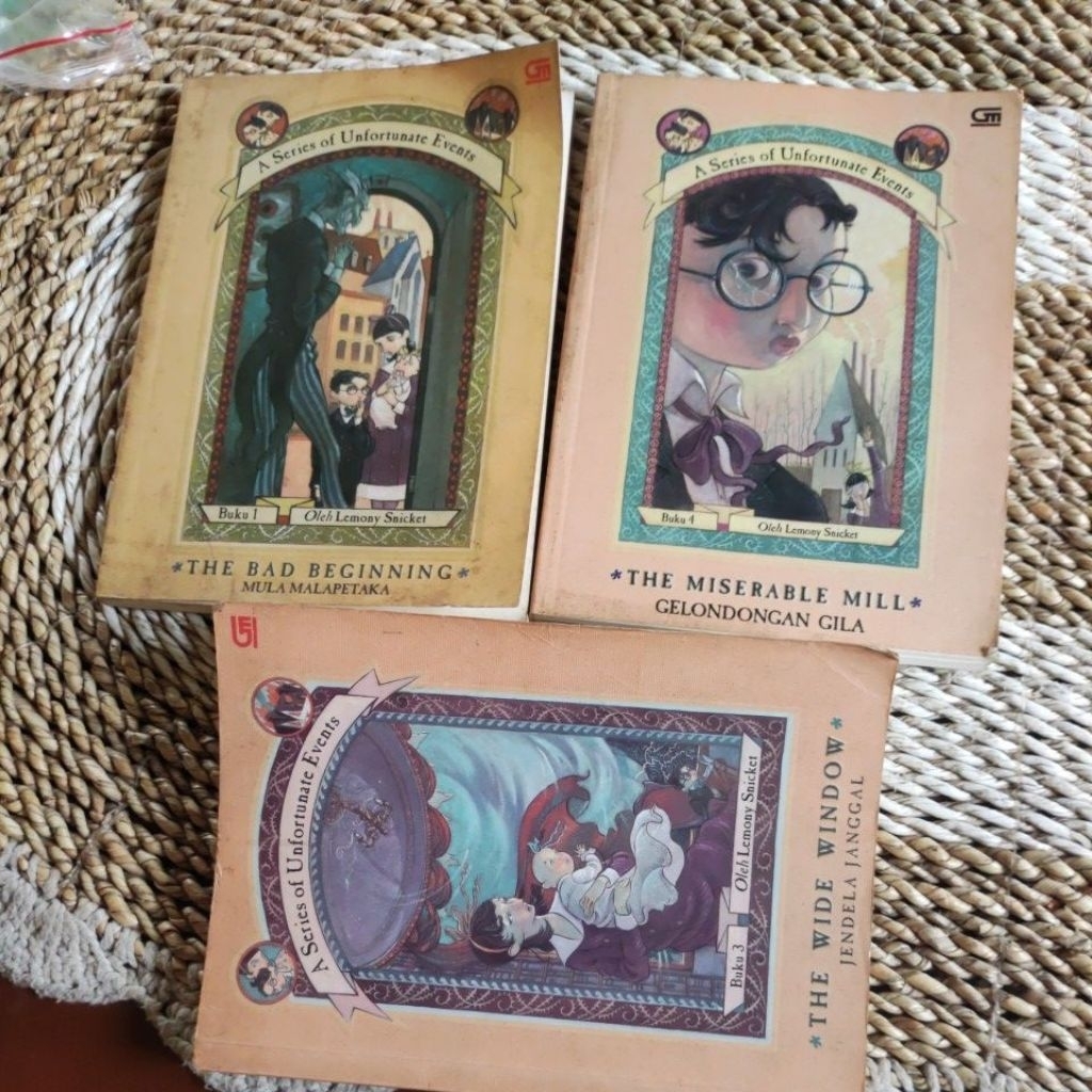 A Series of Unfortunate Events - Lemony Snicket | Buku Bekas Original