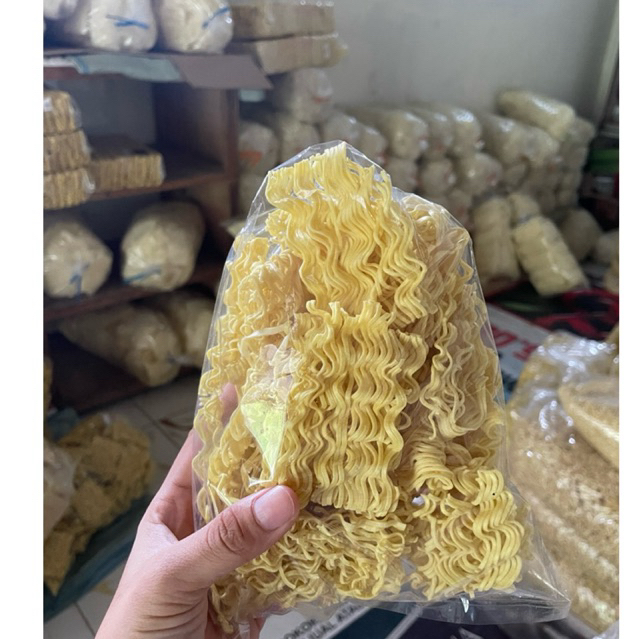 Mie Kering Keriting 250g- Mie telur kering teksur kenyal & gurih cocok untuk aneka masakan