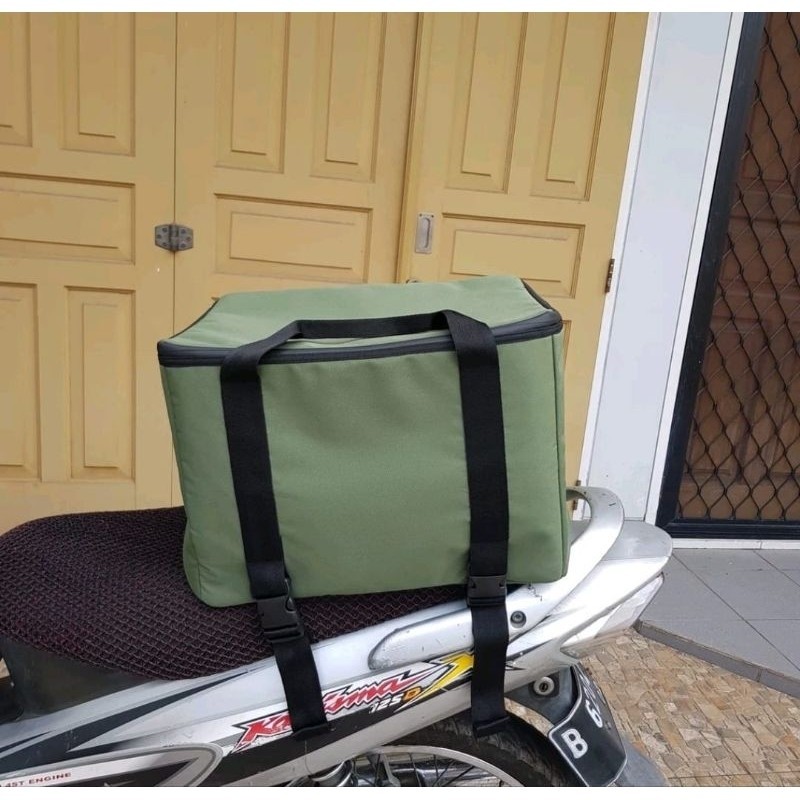 TAS YAKULT Tas Pendingin Selempang ( TAS AJA ) Tas bekal Es Ukuran 35 x 26 x 31 Cm Untuk Gabus stero