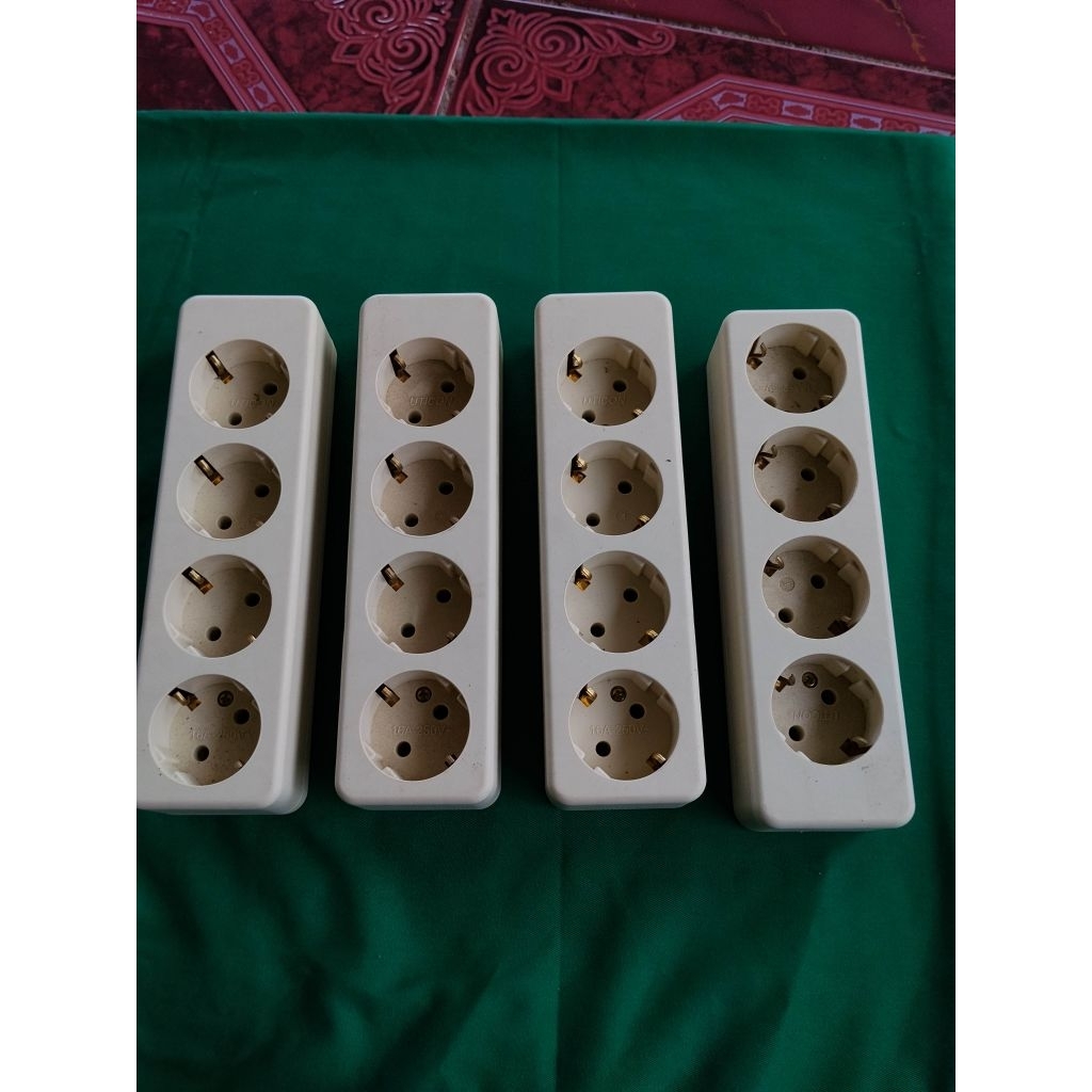 terminal listrik uticon 4 mata