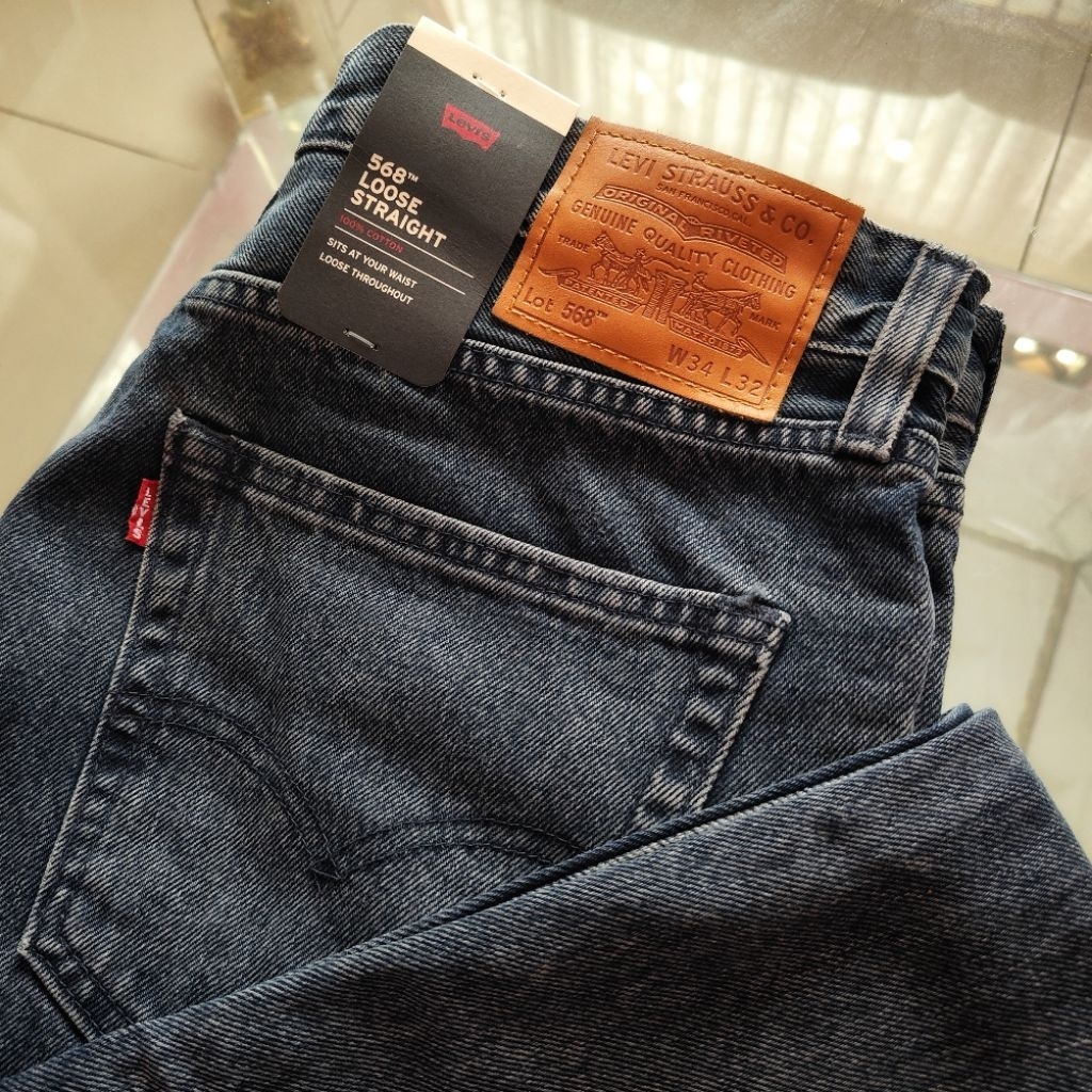 Levi’s Big E 568 Original Black Washed 568 Loose Straight Jeans alt Levis 501 555 505