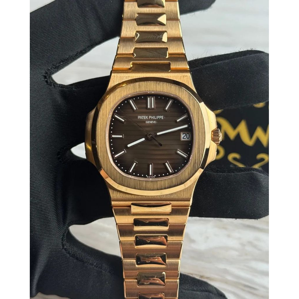 Jam Tangan Pria Patek Philippe Nautilus Stainless Steel – Elegan Sporty Automatic